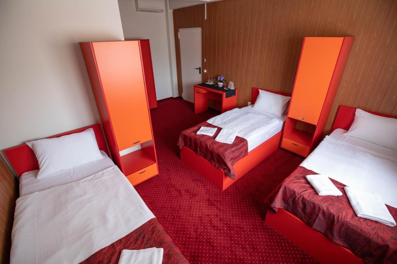 Nepliget Hotel 부다페스트 외부 사진
