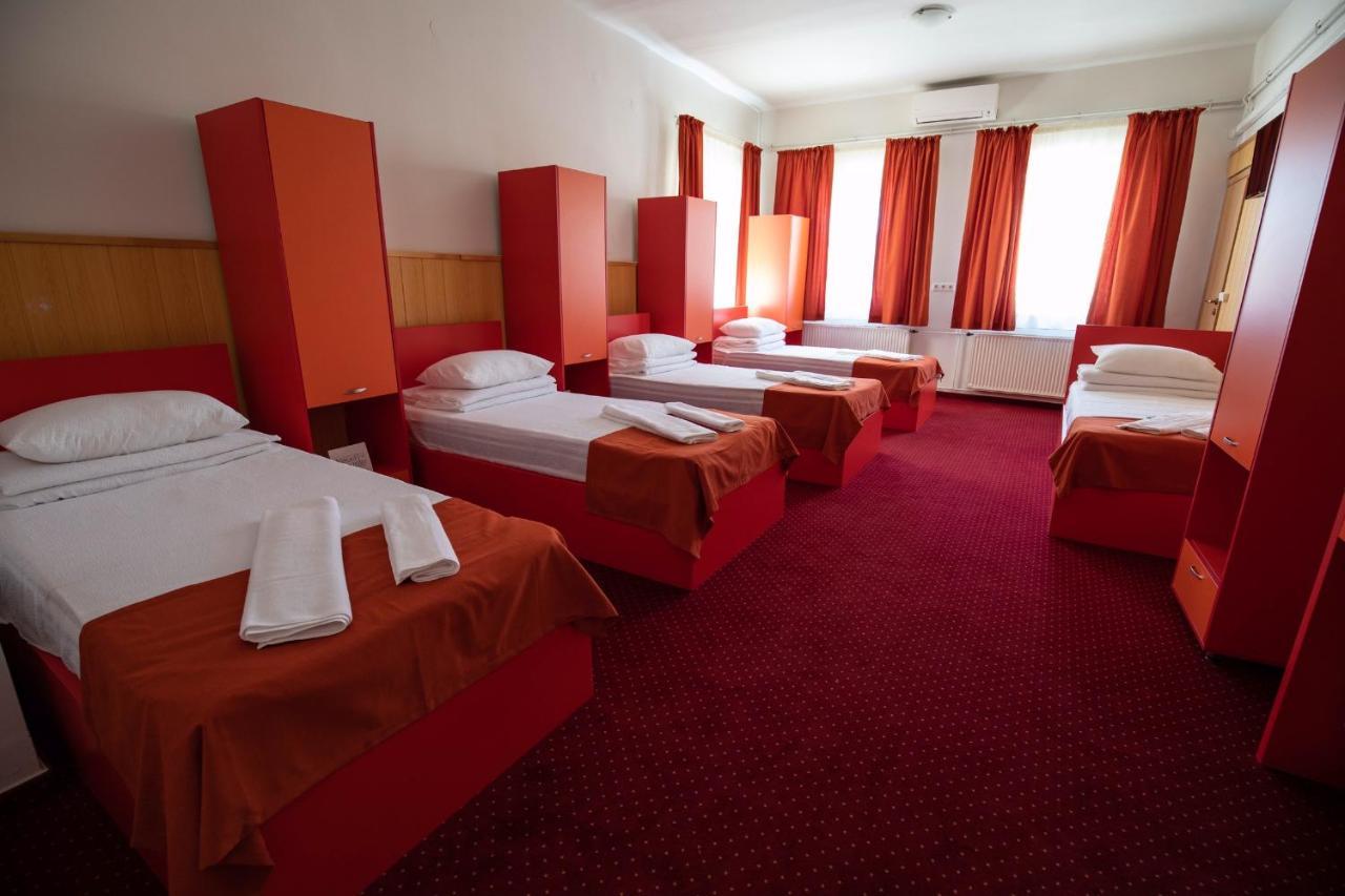 Nepliget Hotel 부다페스트 외부 사진