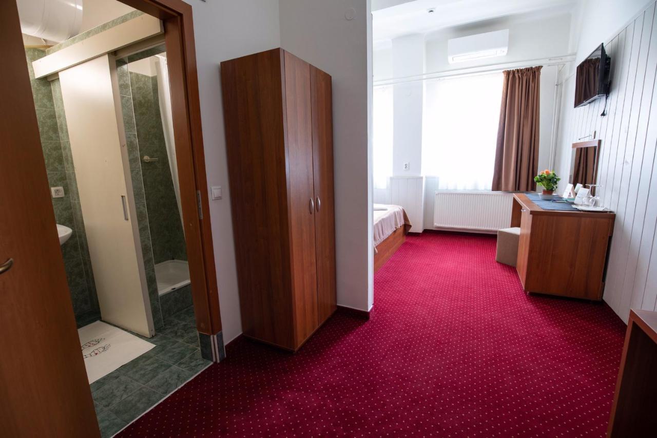 Nepliget Hotel 부다페스트 외부 사진